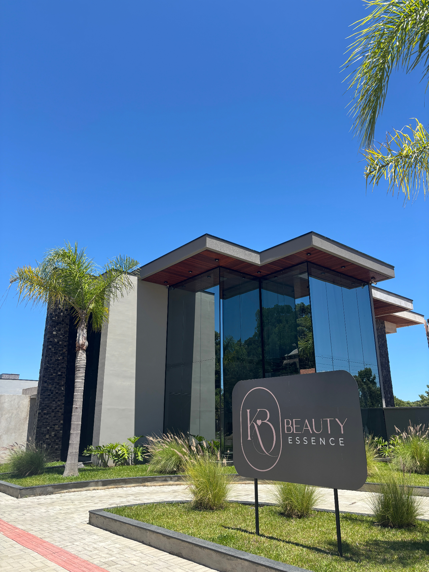 Fachada da KB Beauty Essence em Mafra-SC